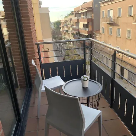 Albergue Apartamento Elegante Cerca De Barcelona Sant Just Desvern