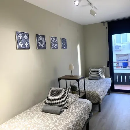 Albergue Apartamento Elegante Cerca De Barcelona Sant Just Desvern